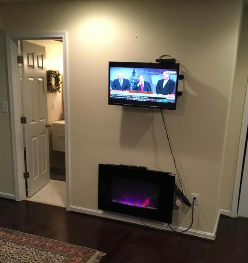 Dc W Street - Parking Included Apartment *
